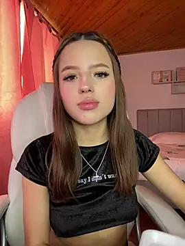 Sofia18 pinkk online show from 02-28-25, 09:23