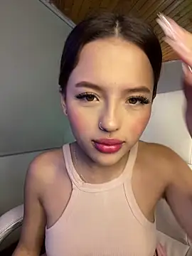 Sofia18 pinkk online show from 10-07-25, 10:29