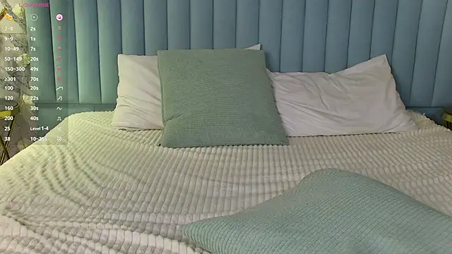 Snapshot of AmberShays chatting on 02-08-25, 05:50 AmberShays online show from 02-08-25, 05:50