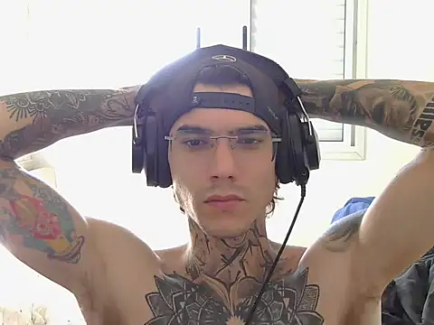 Snapshot of smokingink chatting on 04-21-26, 06:23 smokingink online show from 04-21-26, 06:23