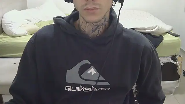 Snapshot of smokingink chatting on 05-18-26, 09:31 smokingink online show from 05-18-26, 09:31