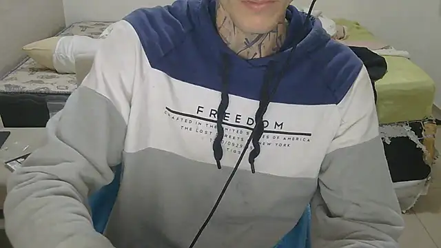 Snapshot of smokingink chatting on 05-23-26, 07:35 smokingink online show from 05-23-26, 07:35