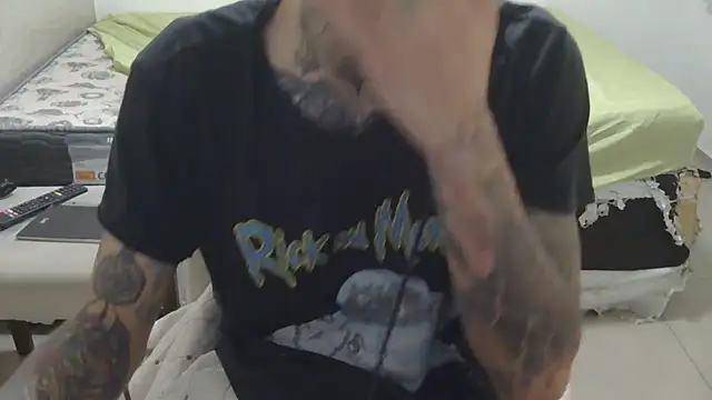 Snapshot of smokingink chatting on 05-26-26, 06:09 smokingink online show from 05-26-26, 06:09