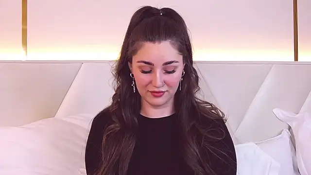 KiraBarlows online show from 03-21-25, 07:02