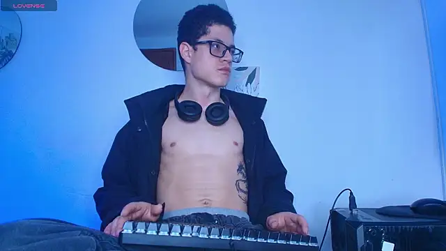 wolfandsky online show from 03-06-26, 11:39