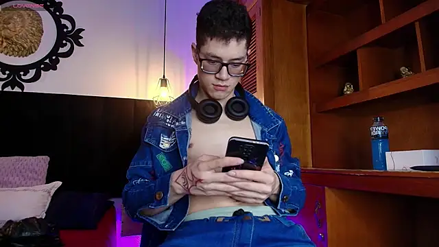 wolfandsky online show from 04-14-26, 11:16