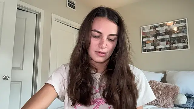 graciesmith27 online show from 07-01-26, 06:51