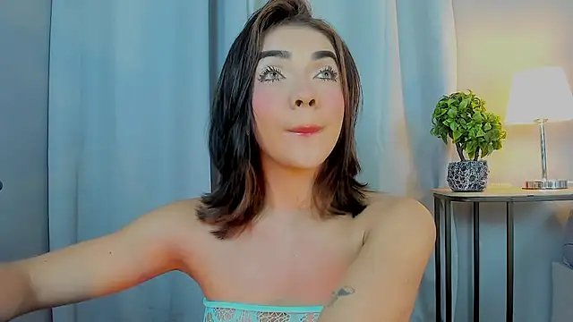 Snapshot of GABRIELAM_MS chatting on 05-06-26, 02:08 GABRIELAM MS online show from 05-06-26, 02:08