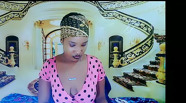 EroticSexyPrada online show from 02-01-25, 03:50