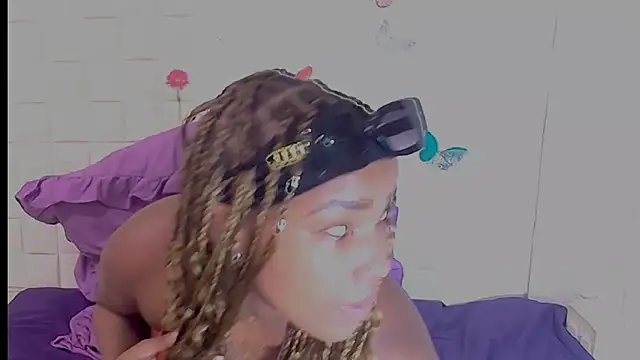 EroticSexyPrada online show from 02-09-26, 05:50