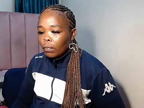 Hazel-nutt online show from 03-15-25, 06:36