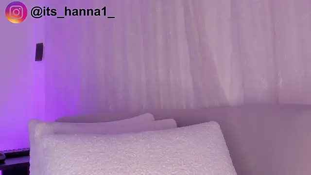 Snapshot of cutte_hanna18 chatting on 05-15-26, 06:15 cutte hanna18 online show from 05-15-26, 06:15