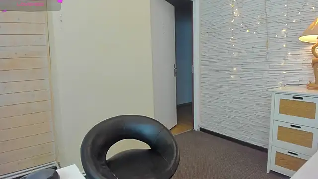 Misty  Fox online show from 01-25-25, 02:58