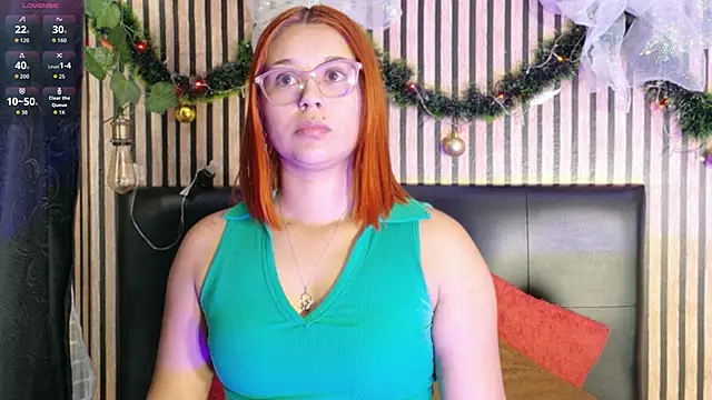 Snapshot of Sophie_new25 chatting on 11-25-25, 12:49 Sophie new25 online show from 11-25-25, 12:49