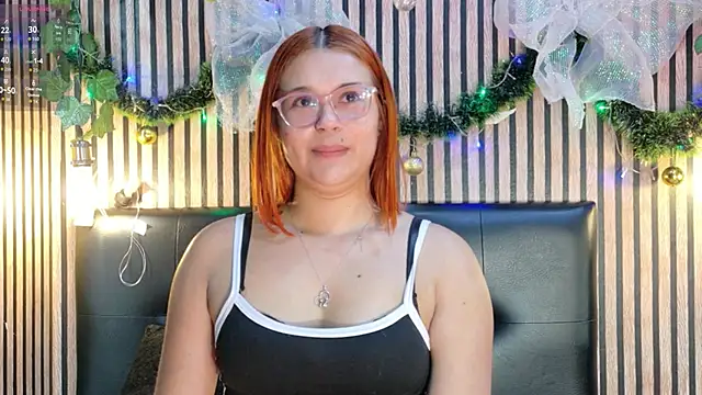 Snapshot of Sophie_new25 chatting on 11-29-25, 01:03 Sophie new25 online show from 11-29-25, 01:03