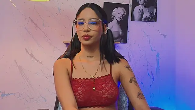 Paulina Lopezz online show from 06-10-26, 05:07
