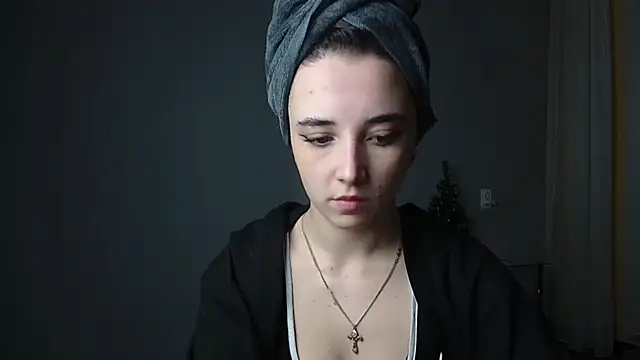 Eva Gloryy online show from 01-24-25, 08:11