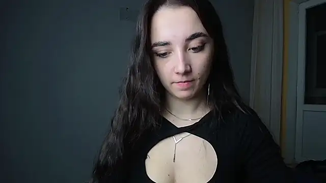 Eva Gloryy online show from 01-25-25, 04:57