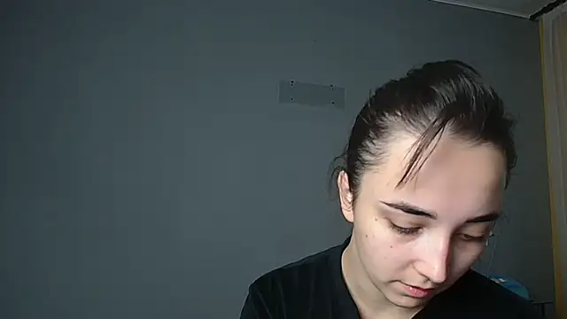 Eva Gloryy online show from 10-15-25, 11:32