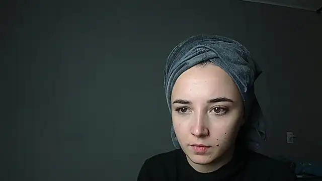 Eva Gloryy online show from 11-28-25, 12:08