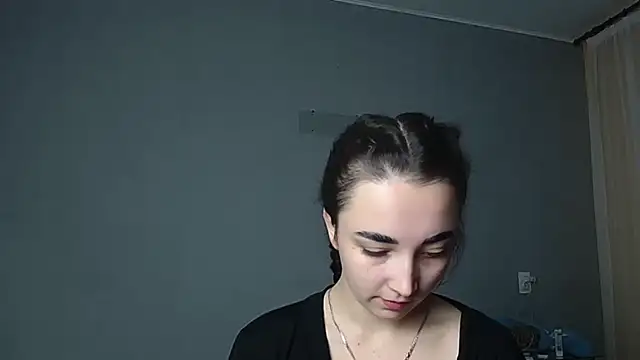 Eva Gloryy online show from 12-03-25, 01:20