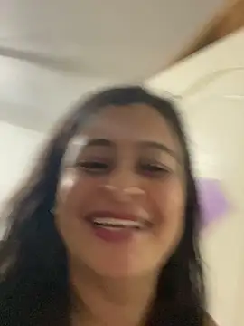 Lili  taylor online show from 02-13-25, 04:17