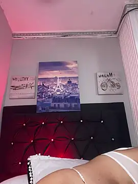 Lili  taylor online show from 03-11-25, 11:55