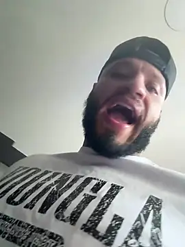 dereckgreen online show from 04-21-26, 07:06