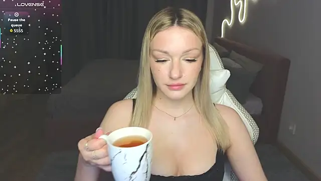 MargaretSweet1 online show from 05-07-26, 01:55
