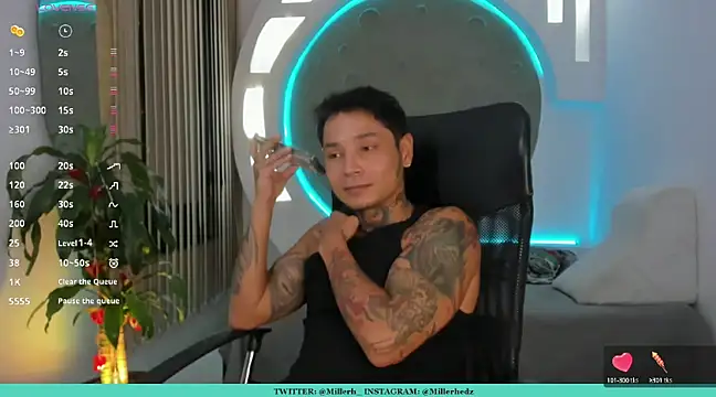 Snapshot of tattokoi chatting on 03-05-25, 01:10 tattokoi online show from 03-05-25, 01:10