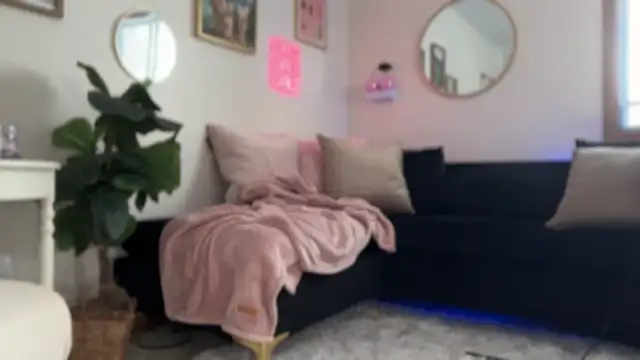 Officiallyonlytams online show from 01-17-26, 08:12