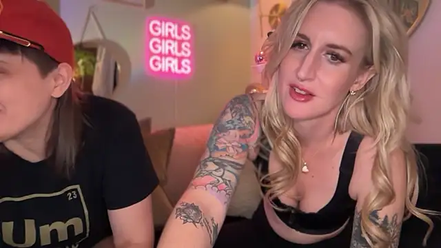 Officiallyonlytams online show from 02-15-26, 12:29