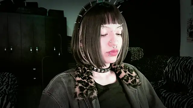 roxy toxic online show from 05-11-26, 11:24