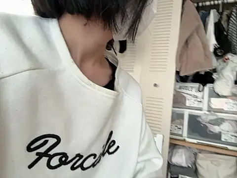 Snapshot of riri_riri_jp chatting on 05-23-26, 02:50 riri riri jp online show from 05-23-26, 02:50