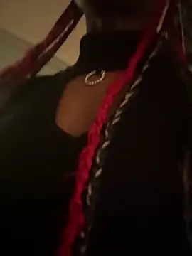 Snapshot of thegodstayce chatting on 10-02-25, 02:40 thegodstayce online show from 10-02-25, 02:40