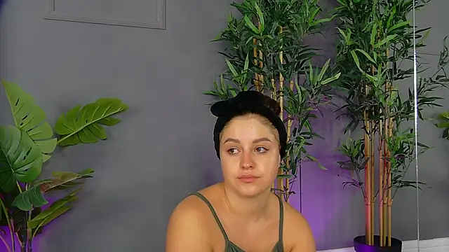 PatriciaSpice online show from 09-17-25, 05:09