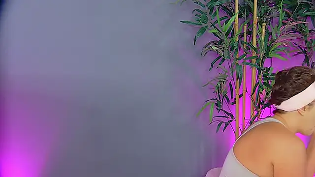 PatriciaSpice online show from 11-15-25, 04:21