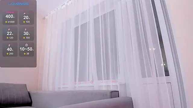 Snapshot of EmmyStar_ chatting on 03-20-25, 05:15 EmmyStar online show from 03-20-25, 05:15