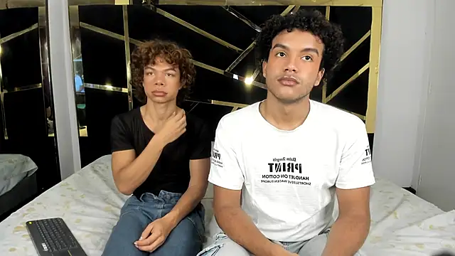 Snapshot of DanteAndKyle chatting on 02-06-25, 12:48 DanteAndKyle online show from 02-06-25, 12:48