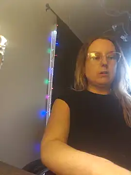 TattedMamaXOXO online show from 02-04-25, 07:22