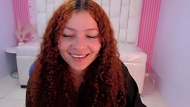 Snapshot of shalon_diaz_s chatting on 05-11-26, 02:45 shalon diaz s online show from 05-11-26, 02:45