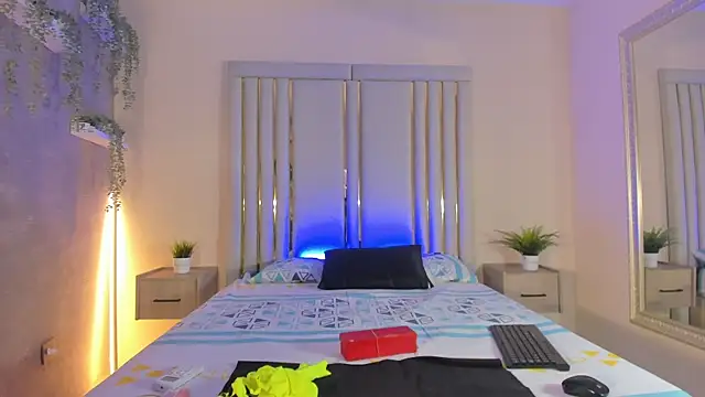 Liincostelloo online show from 02-13-25, 07:42