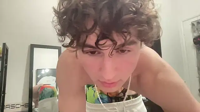 Snapshot of ryan_28747 chatting on 02-21-25, 07:23 ryan 28747 online show from 02-21-25, 07:23