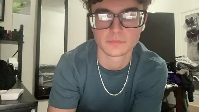 Snapshot of ryan_28747 chatting on 11-29-25, 01:19 ryan 28747 online show from 11-29-25, 01:19