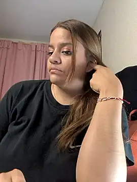 victoria  floyd online show from 03-01-25, 03:43