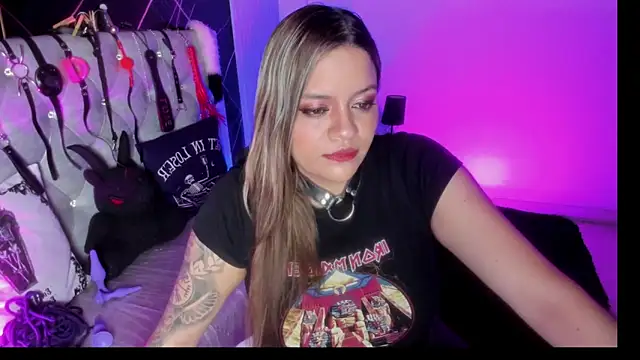 victoria  floyd online show from 09-22-25, 08:44