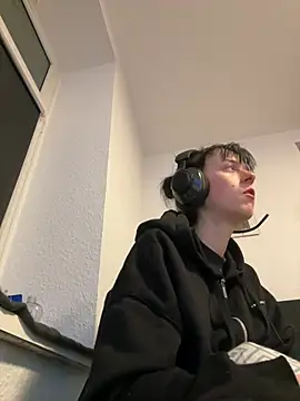 Ciara2004 online show from 01-13-26, 07:30