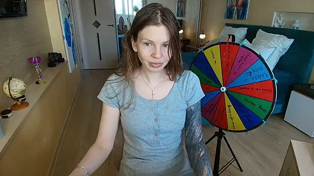 ReginaSparkle online show from 06-20-26, 05:54