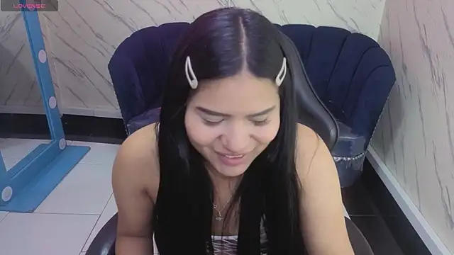 Paulette v online show from 11-04-25, 01:10