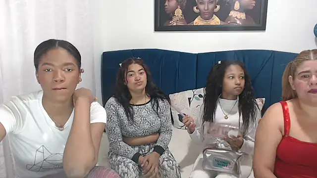 LITTLEDOLLHOT online show from 03-20-25, 01:59